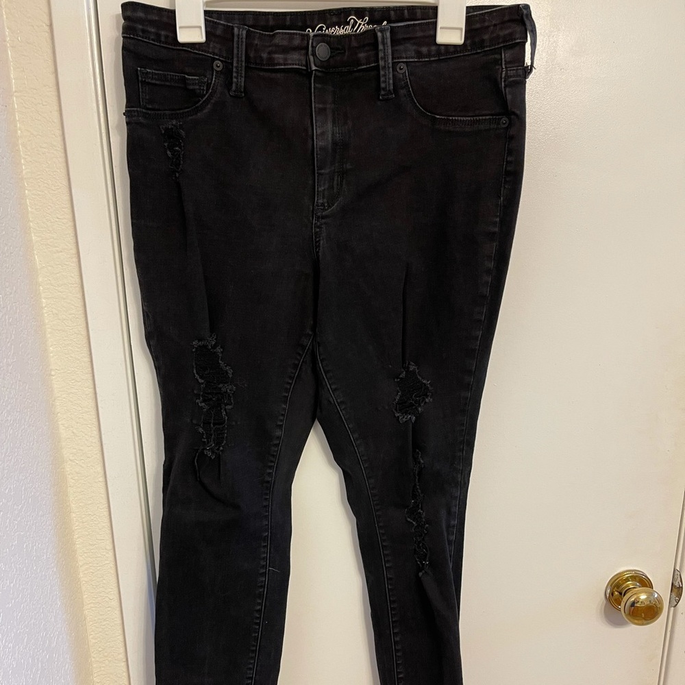 Universal thread black skinny jeans